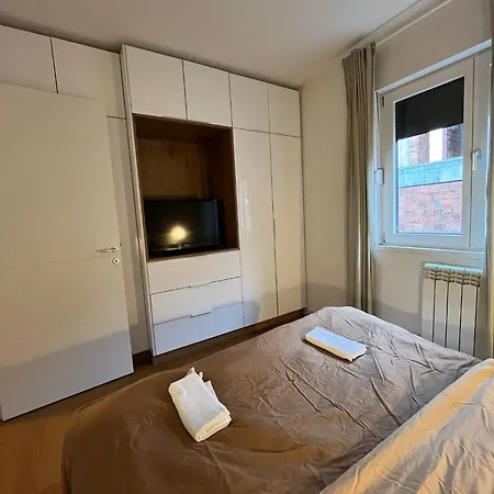 Apartament Honey's Nest *